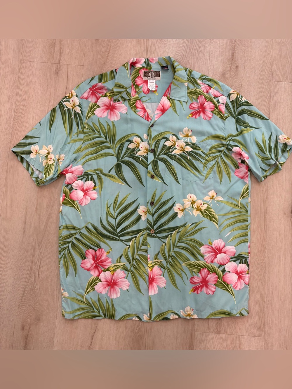 Kalaheo Men's Tropical Floral Camp Shirt - Light Blue with Pink Flowers